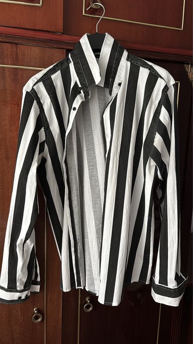 Camasi elegante/ de vara , marimea L aproape noi!