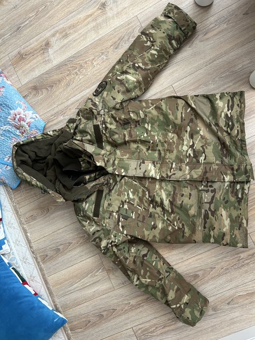 Продам Бушлат,ватник,берцы зимние