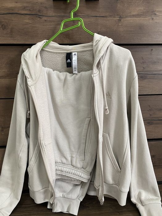 Продам Adidas костюм