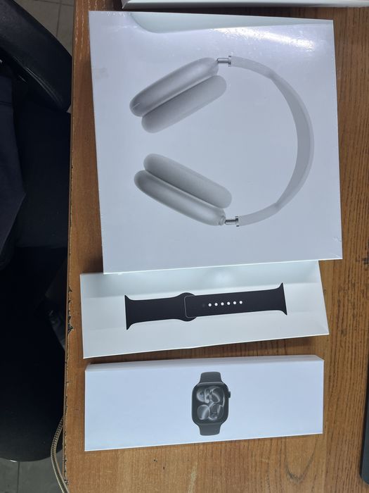 Apple Watch + наушник новый не ползоволся