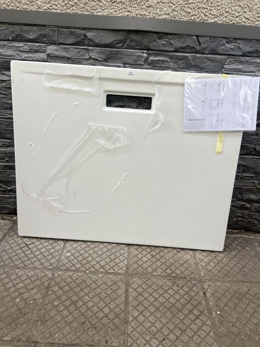 Поддушово корито ideal standart Ultra Flat New