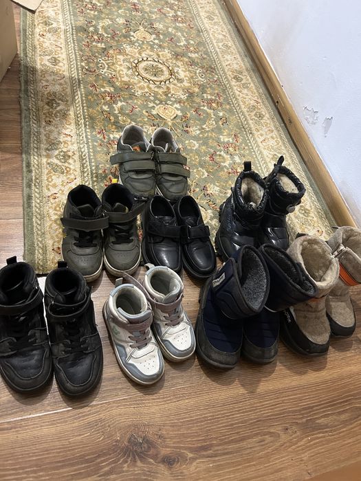 Отдам даром 2пакета вещей