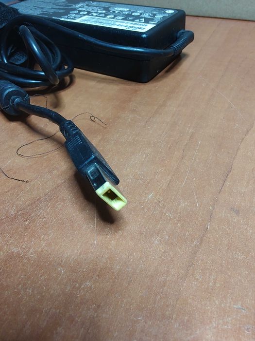 Incarcator laptop original Lenovo 135W 20V 6.75A mufa USB pin central