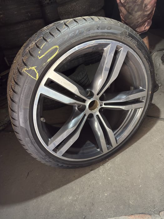 Set roti complet jante originale M + anvelope iarna pt Bmw g11 seria 7