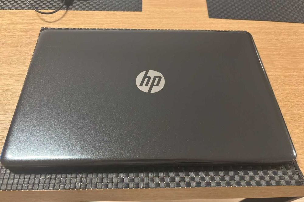 Laptop HP 15-DA0X, i5 8250, placa video dedicata MX130 4gb