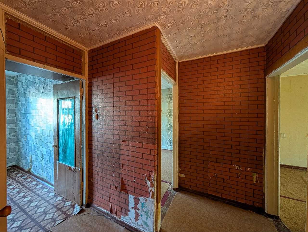Продам 2-комн.квартиру в 17 микрорайоне дом 55//можно в ипотеку