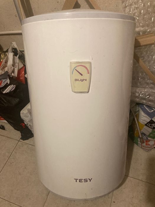 Продавам бойлер Теси