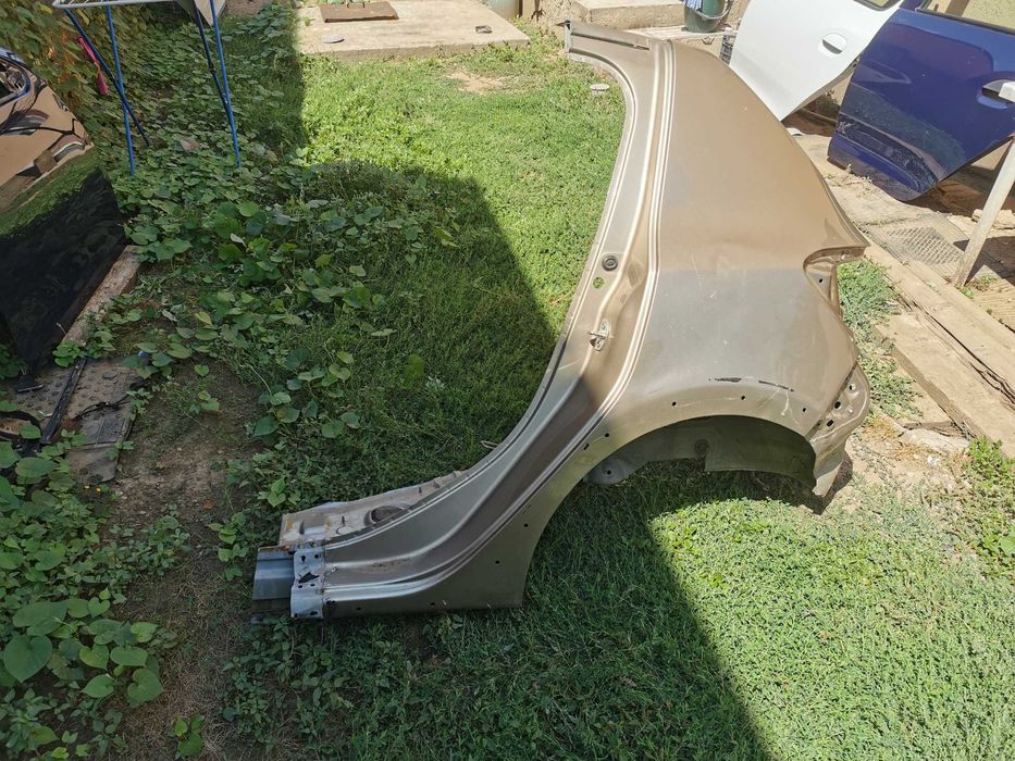 Aripă stânga spate sandero stepway an 2013 /2020