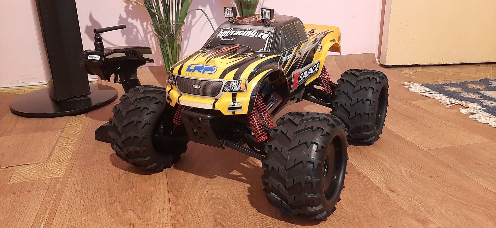 Automodel, mașinuța HPI,electronica traxxas