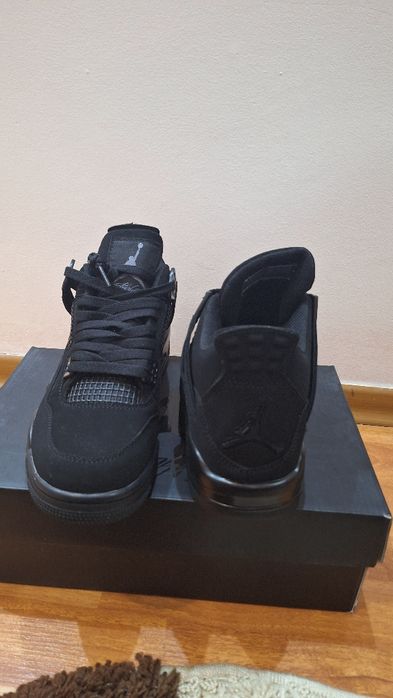 Jordan 4 Black cat