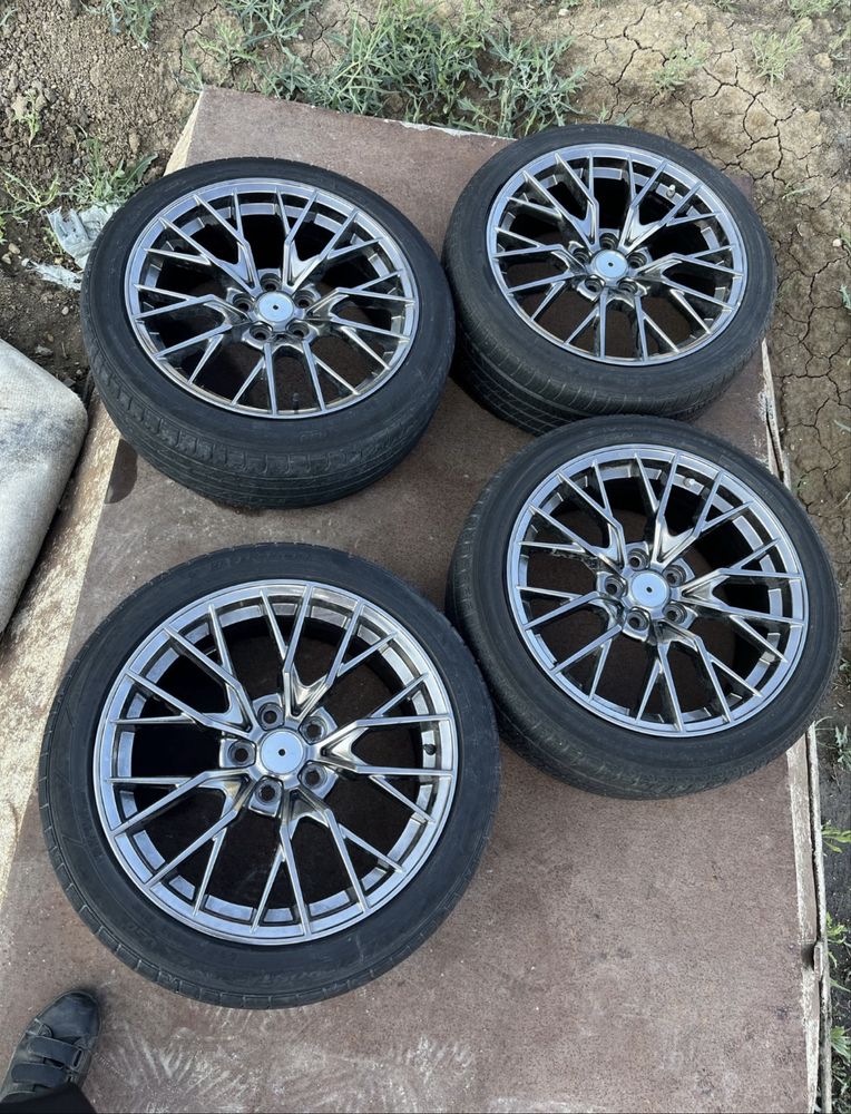 Продаю диски 225/45 r18