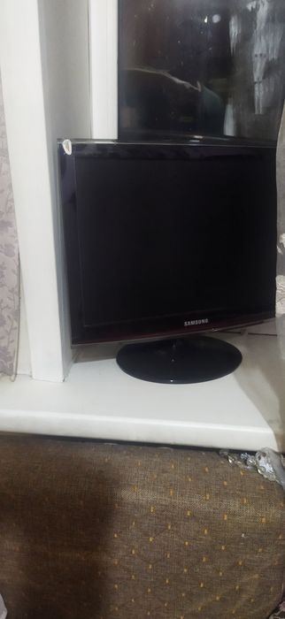 Монитор рабочий, от компьютера