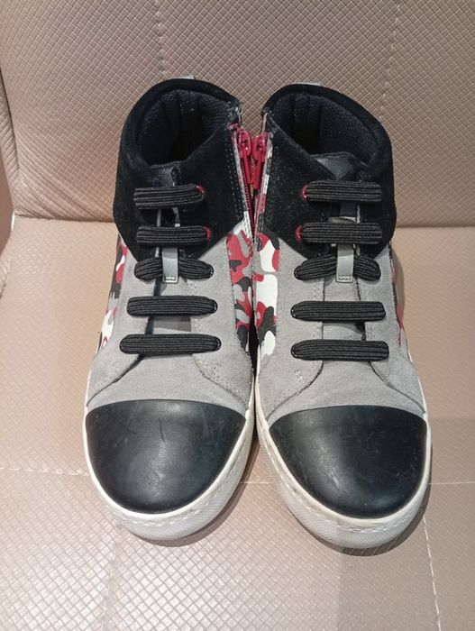 Детски боти, номер 35, цена 20лв