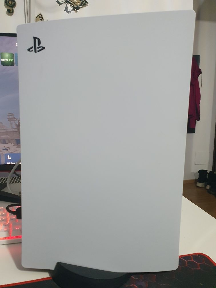 PlayStation 5 825 GB