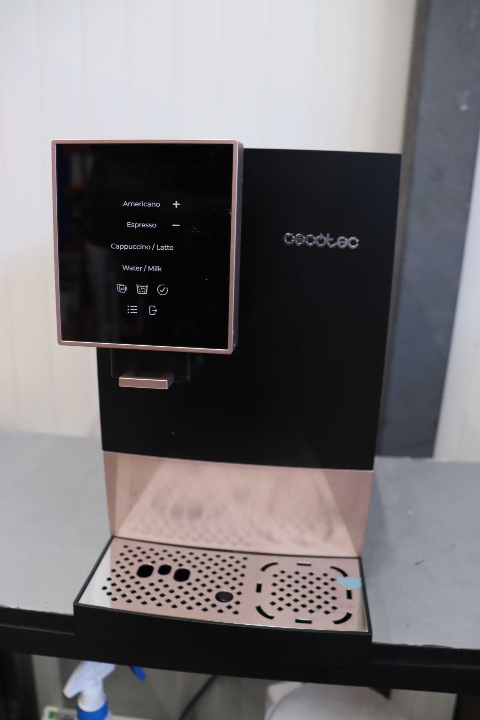 Автоматична кафемашина Cecotec Cremmaet Compactccino Black Rose 19bar