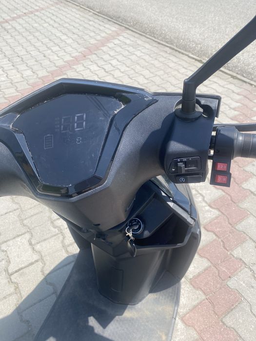 Scuter electric