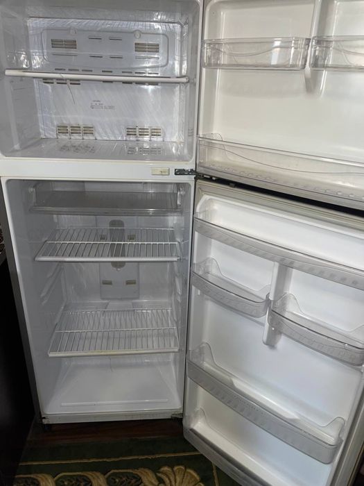 Холодильник фирмы Daewoo