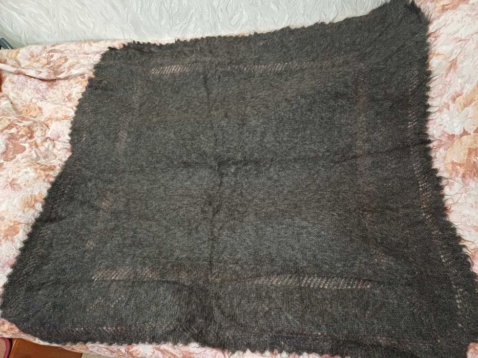 Оренбургскии пуховый платок