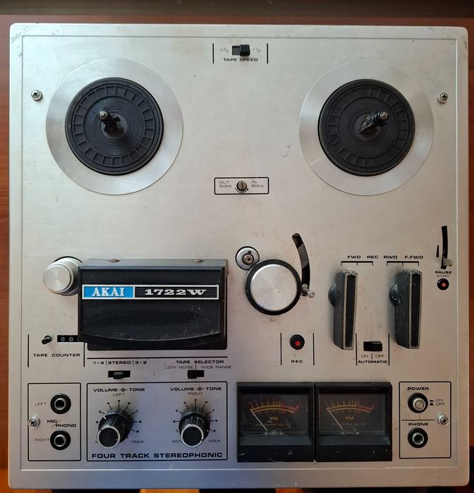 AKAI 1722W Магнетофон