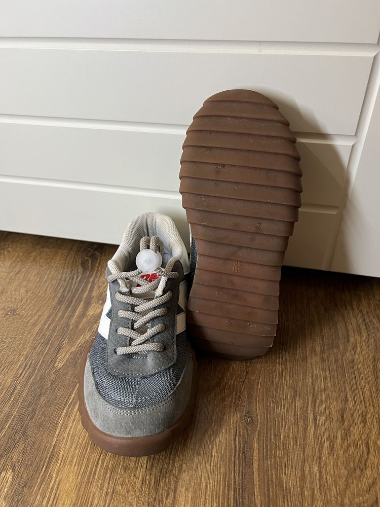 Кроссовки для мальчика, размер 29. Обувь на мальчика