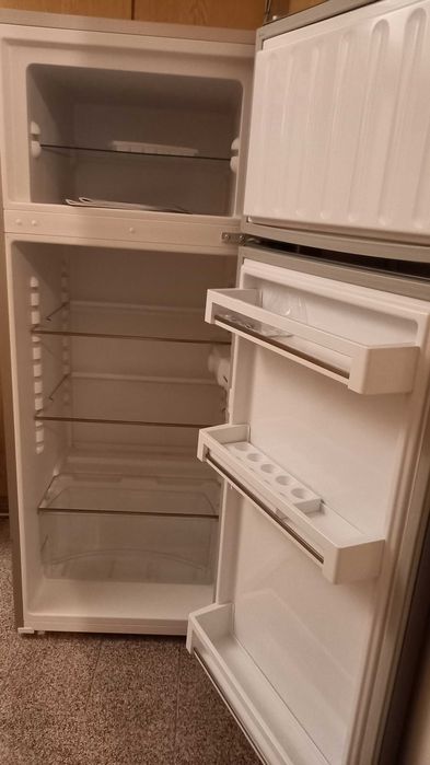 Хладилник Liebherr с гаранция