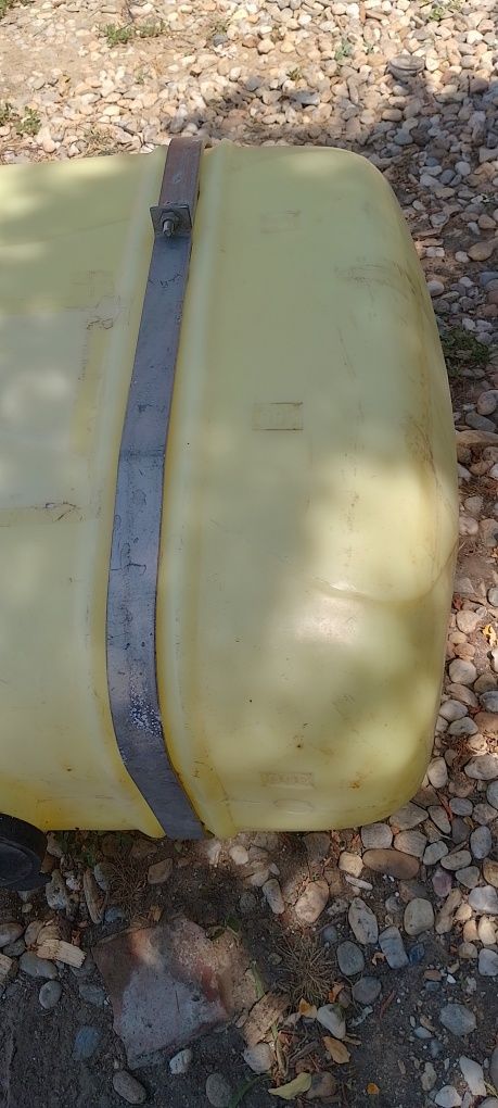 Bazin 300l de vânzare