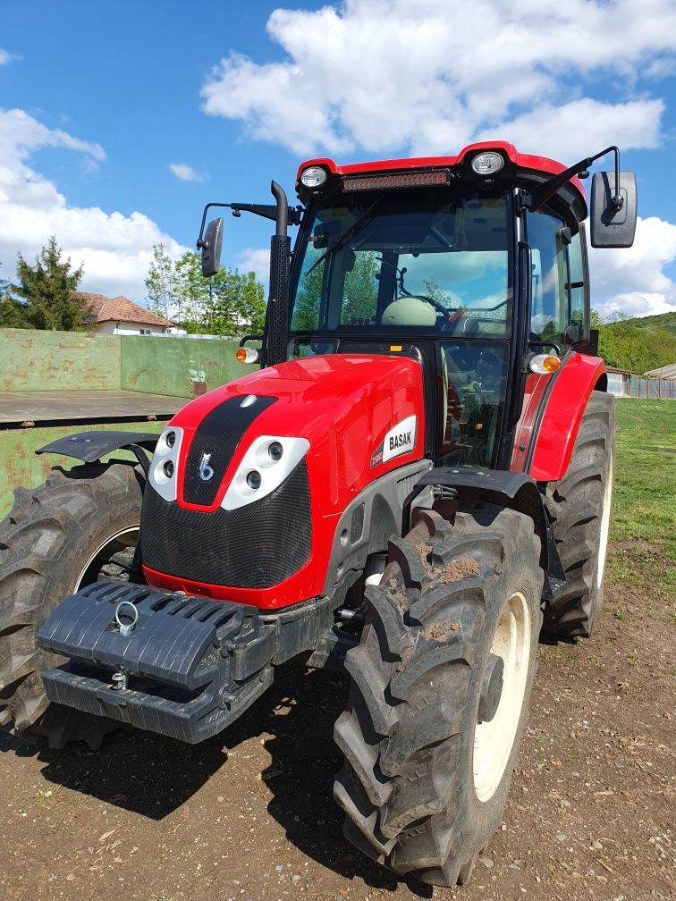 Tractor Basak 2105