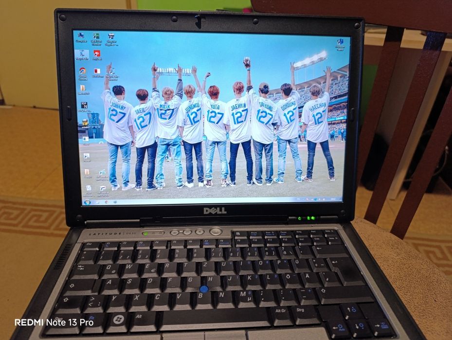 Лаптоп DELL, работи