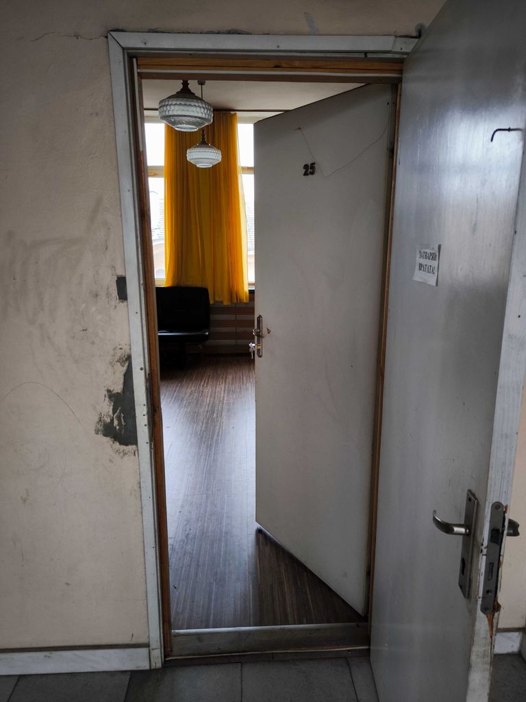 Продава се Магазин в Хасково, Дружба 1 - 54 кв.м за 1019 €/кв.м - Снимка #8