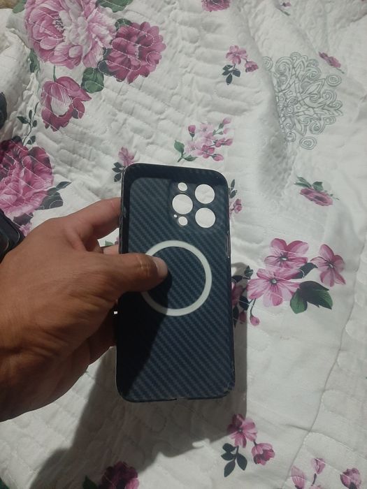 Iphone 14 pro max zashitnik