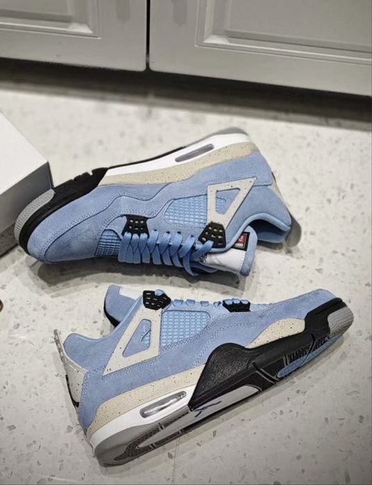 j4 university blue