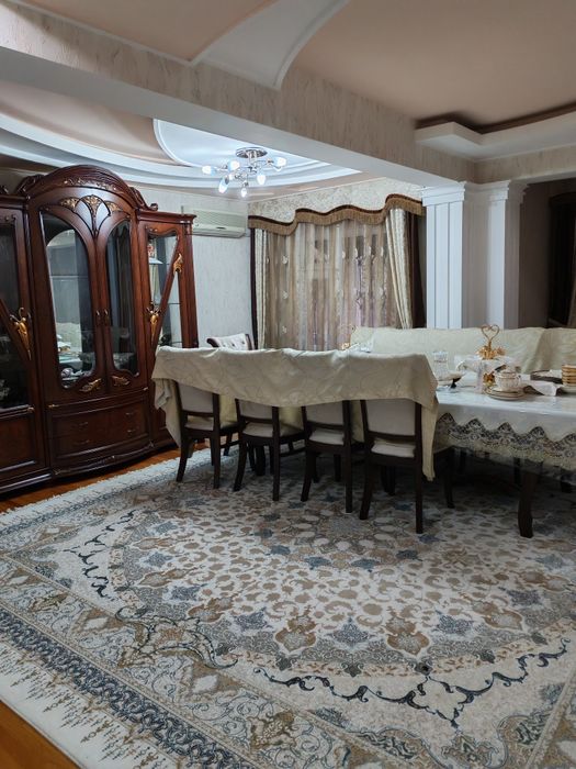 Продаю Срочно 4/2/5 Юнусабад 19 евро ремонт. 2ой зал. 87000 уе.