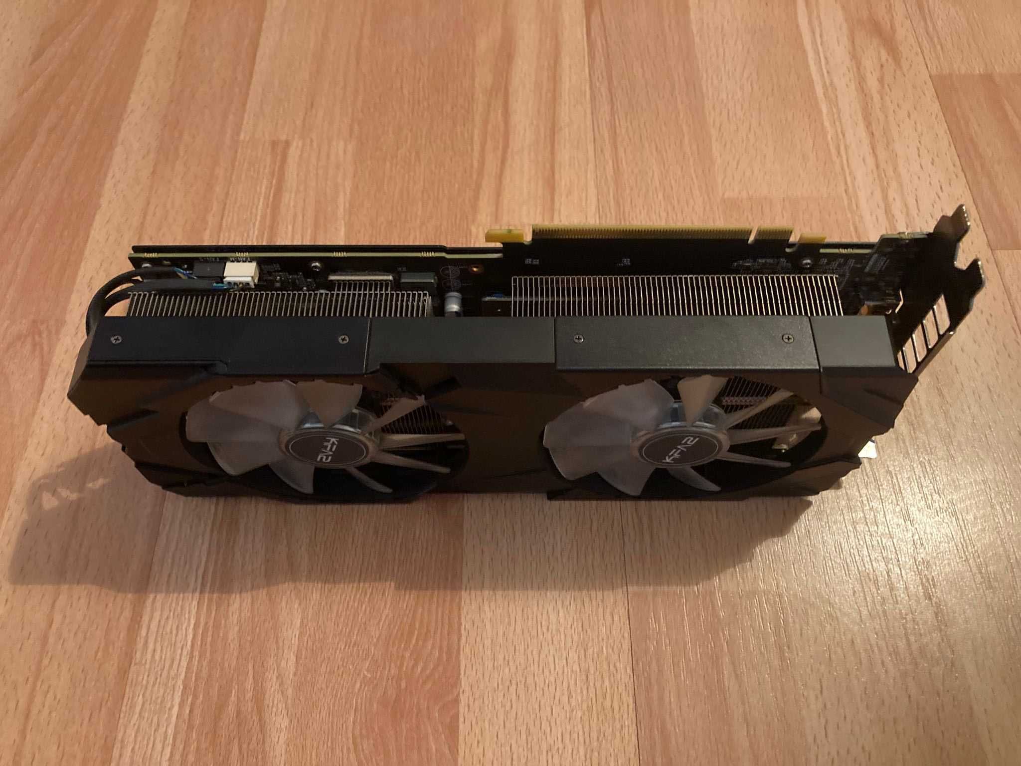 RTX 2060 SUPER EX 1-Click OC 8GB KFA2 256 biti