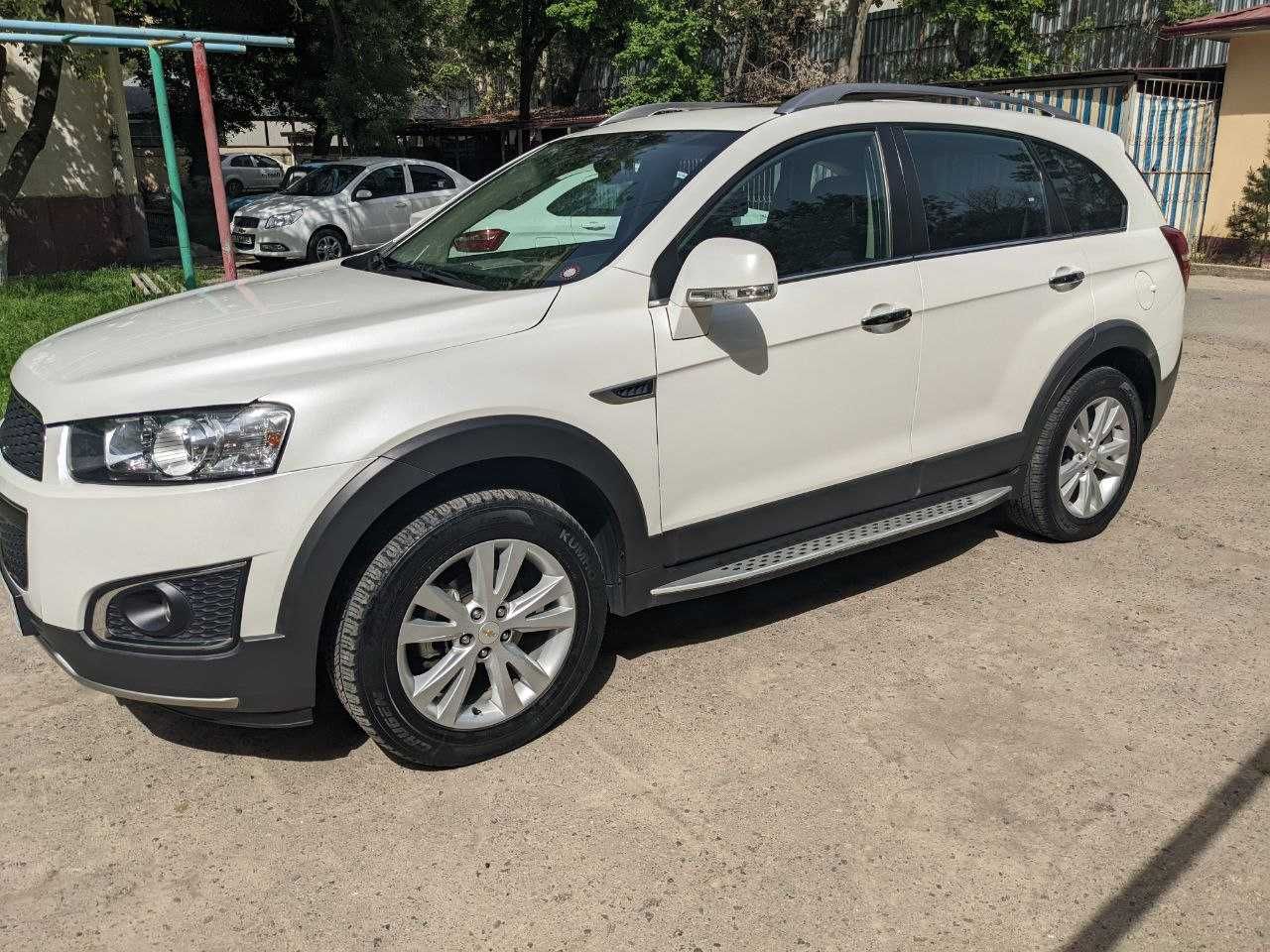 Продам Chevrolet Captiva 3 2015 года идеал