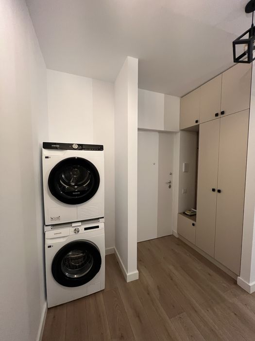 Inchiriez studio Silk District