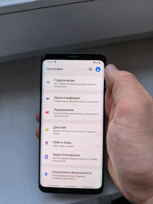 Samsung s9 телефон