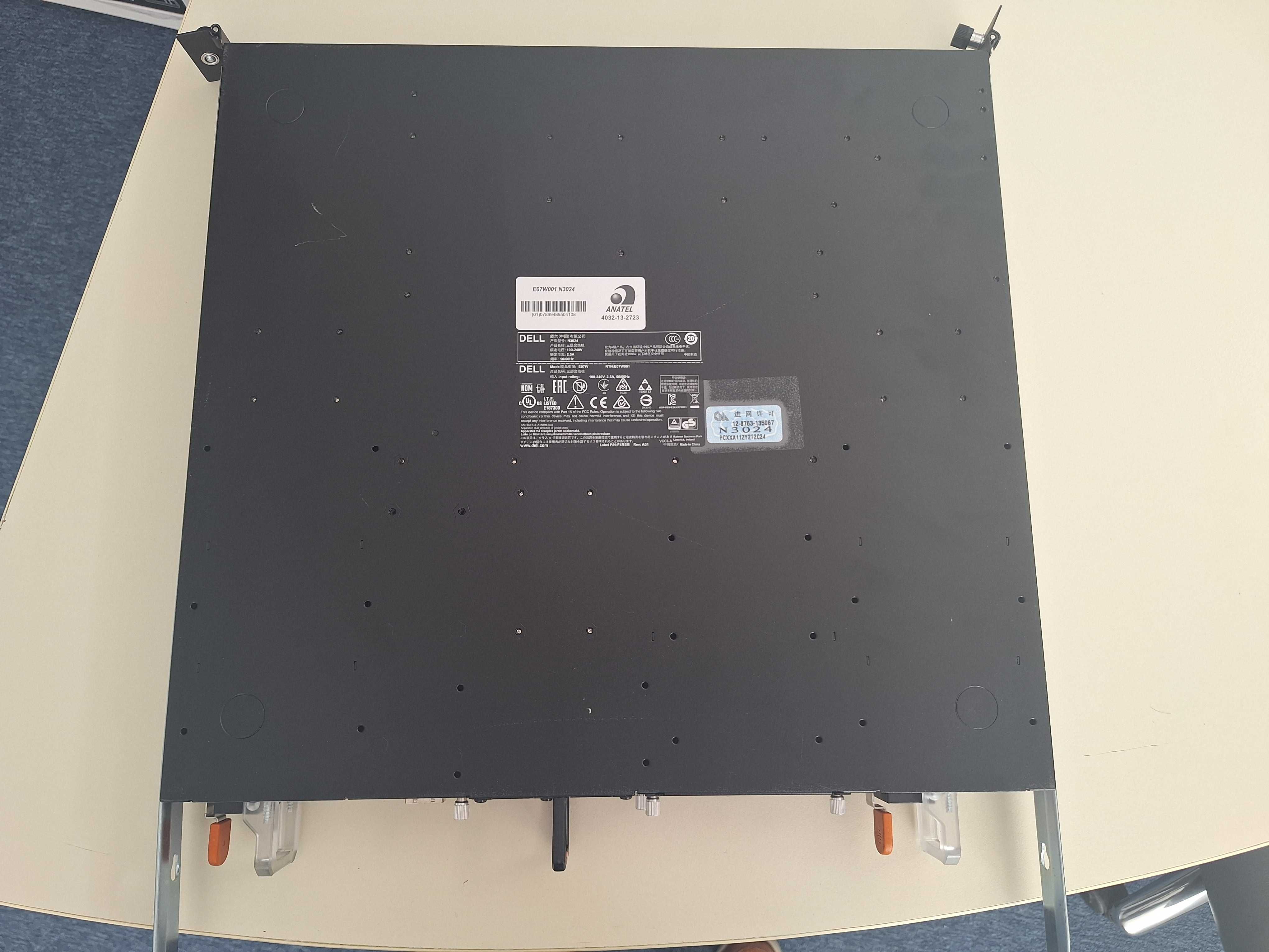 PowerSwitch N3024 24-Port L3 Switch N3000 Series 10GbE