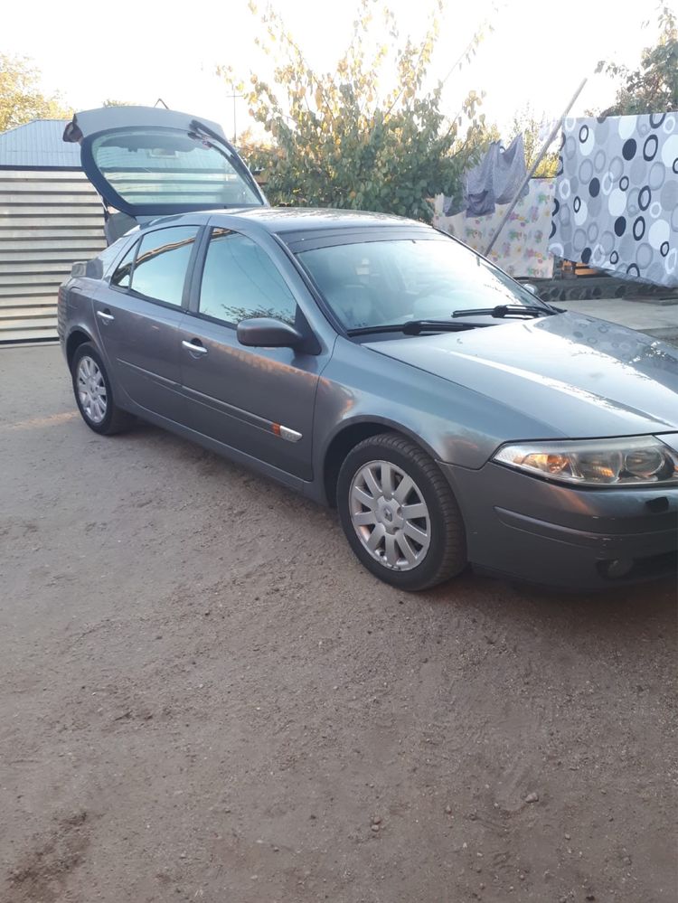 Vand RENAULT laguna 2004