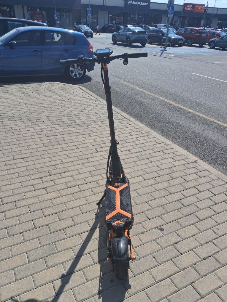 Електрическа тротинетка Kukirin G2 Max