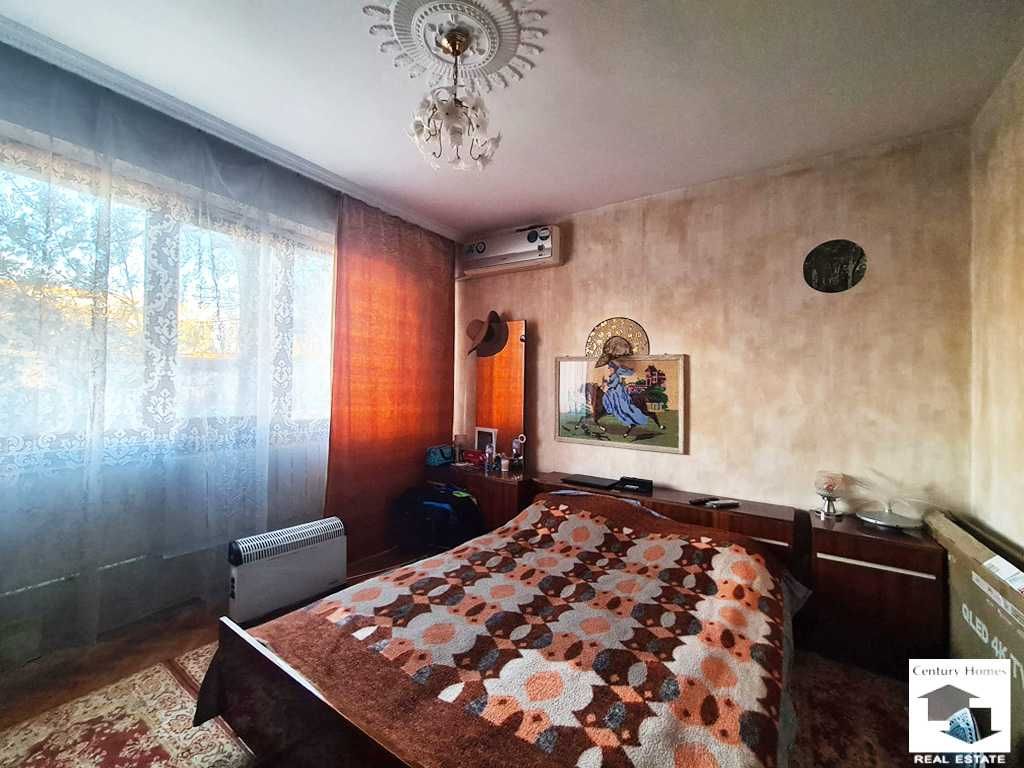 104861 Четиристаен апартамент в кв. Бузлуджа, гр. Велико Търново