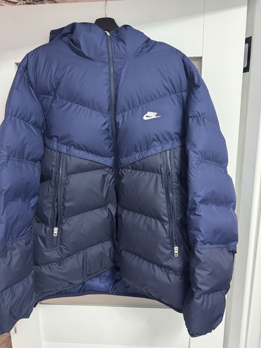 Geaca nike marimea xl
