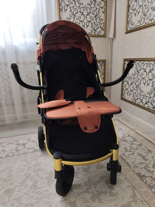 Продам коляску новая