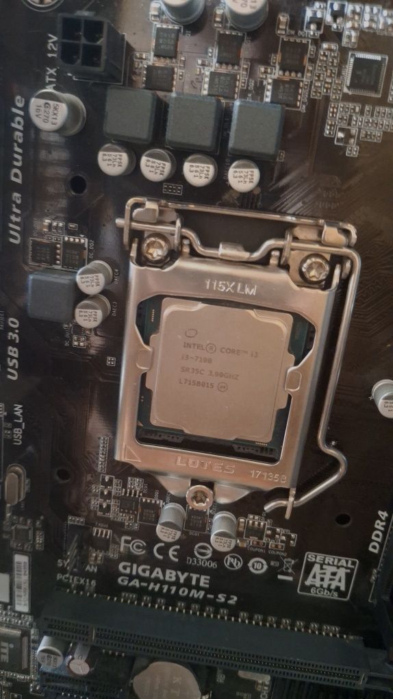 Системный блок | i3-7100 |