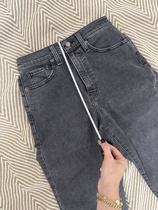 Blugi levi’s gri/ negru