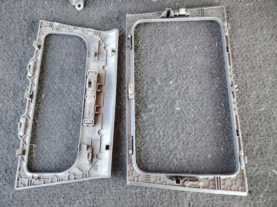 Пепелник и лайсни за Голф 6 / VW Golf 6 Фолксваген