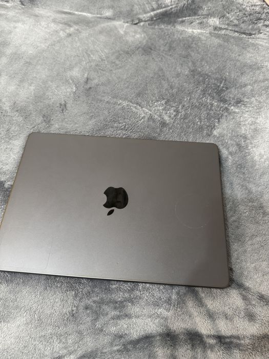 Macbook Pro 14 M3 Pro, 1TB