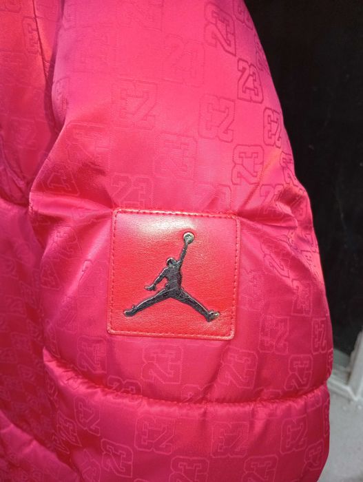 NIKE Jordan geaca copii 13-15 ani 1.63-1.75 m masura XL 100% originala