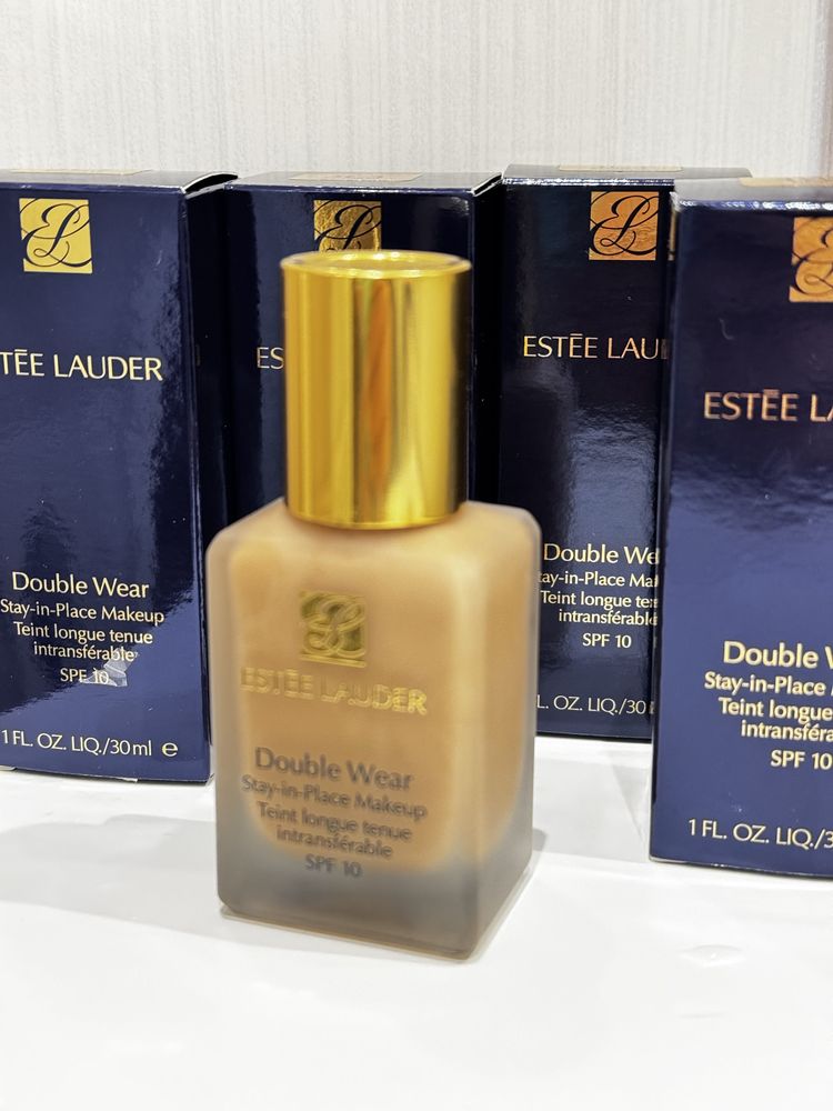 Фондьотен Estee Lauder Double Wear 3С3 и 4W3