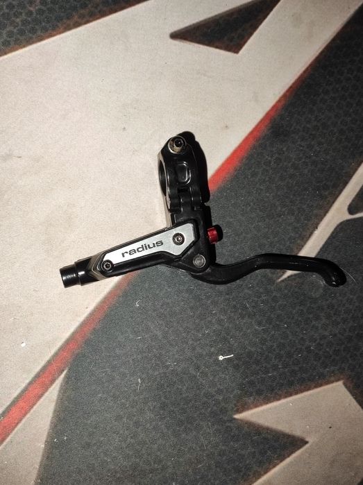 Тормоз гидравлический radius