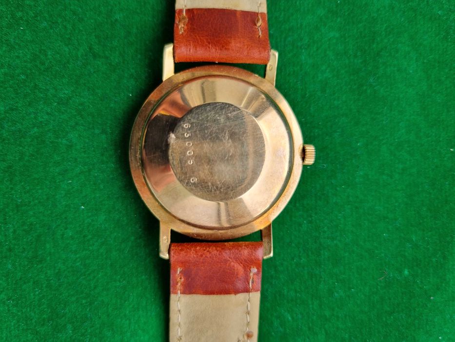 Swiss made Huguenin automatic, 14k aur masiv